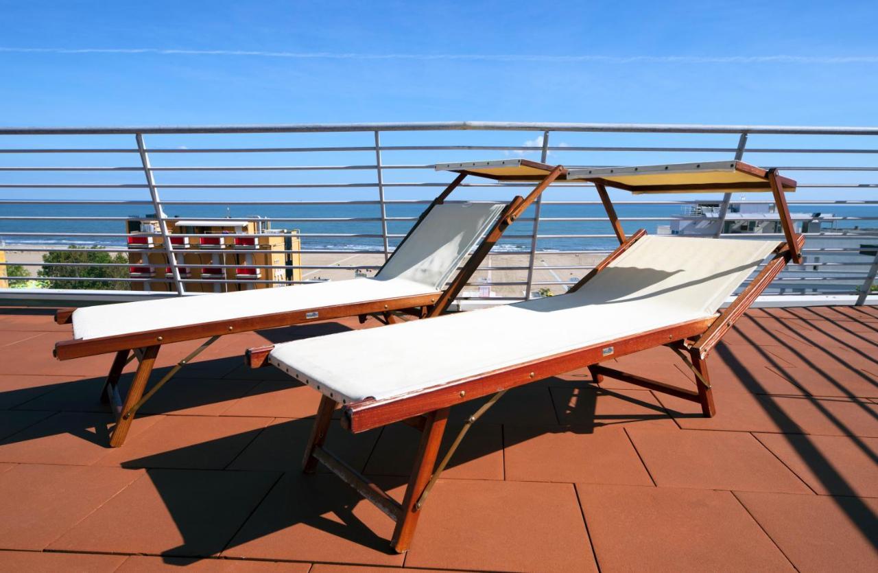 Hotel Ali D'Oro Rimini Kültér fotó