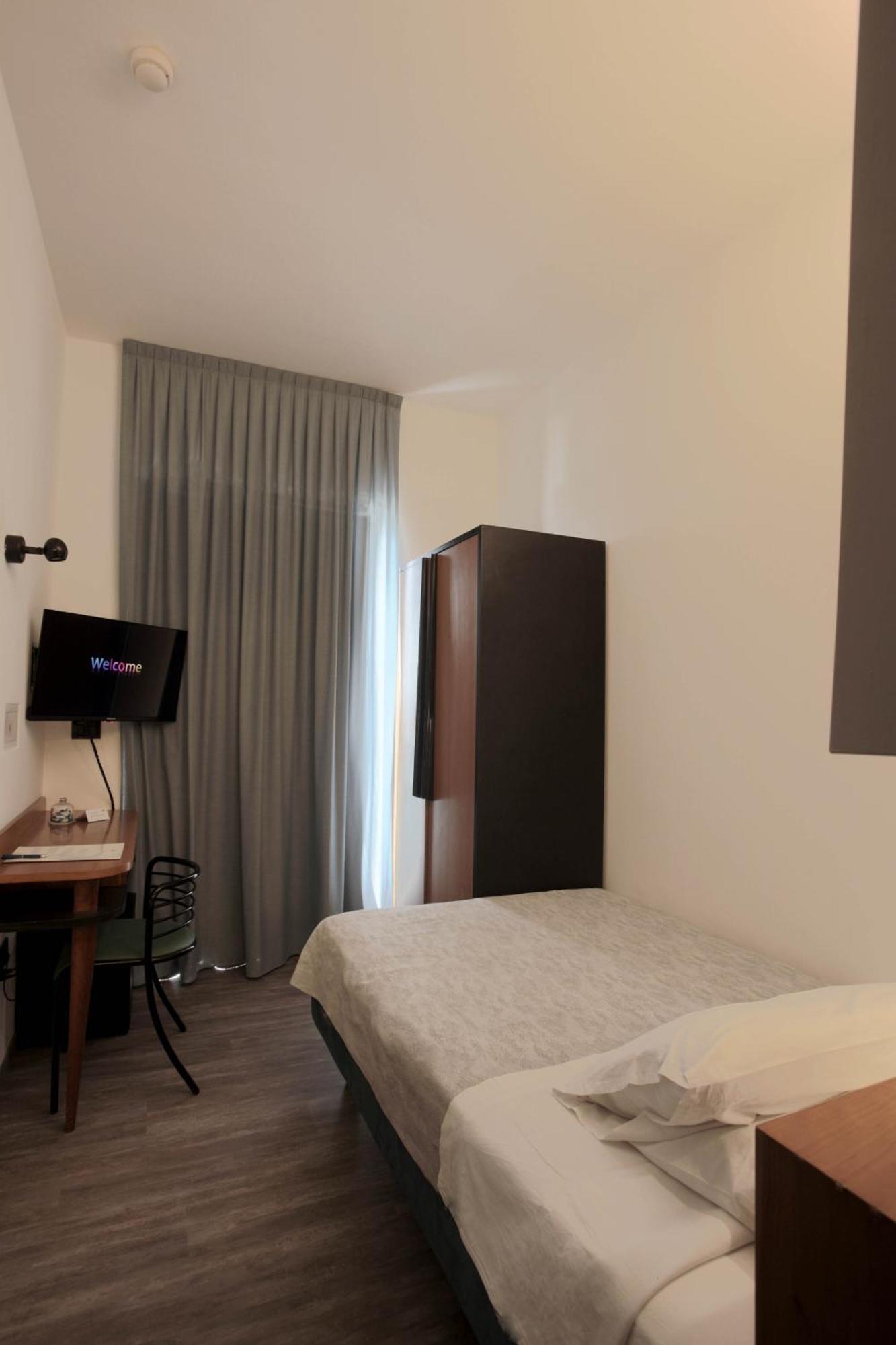 Hotel Ali D'Oro Rimini Szoba fotó