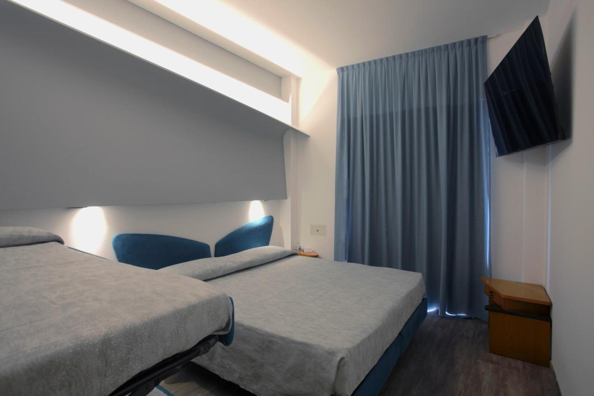 Hotel Ali D'Oro Rimini Kültér fotó