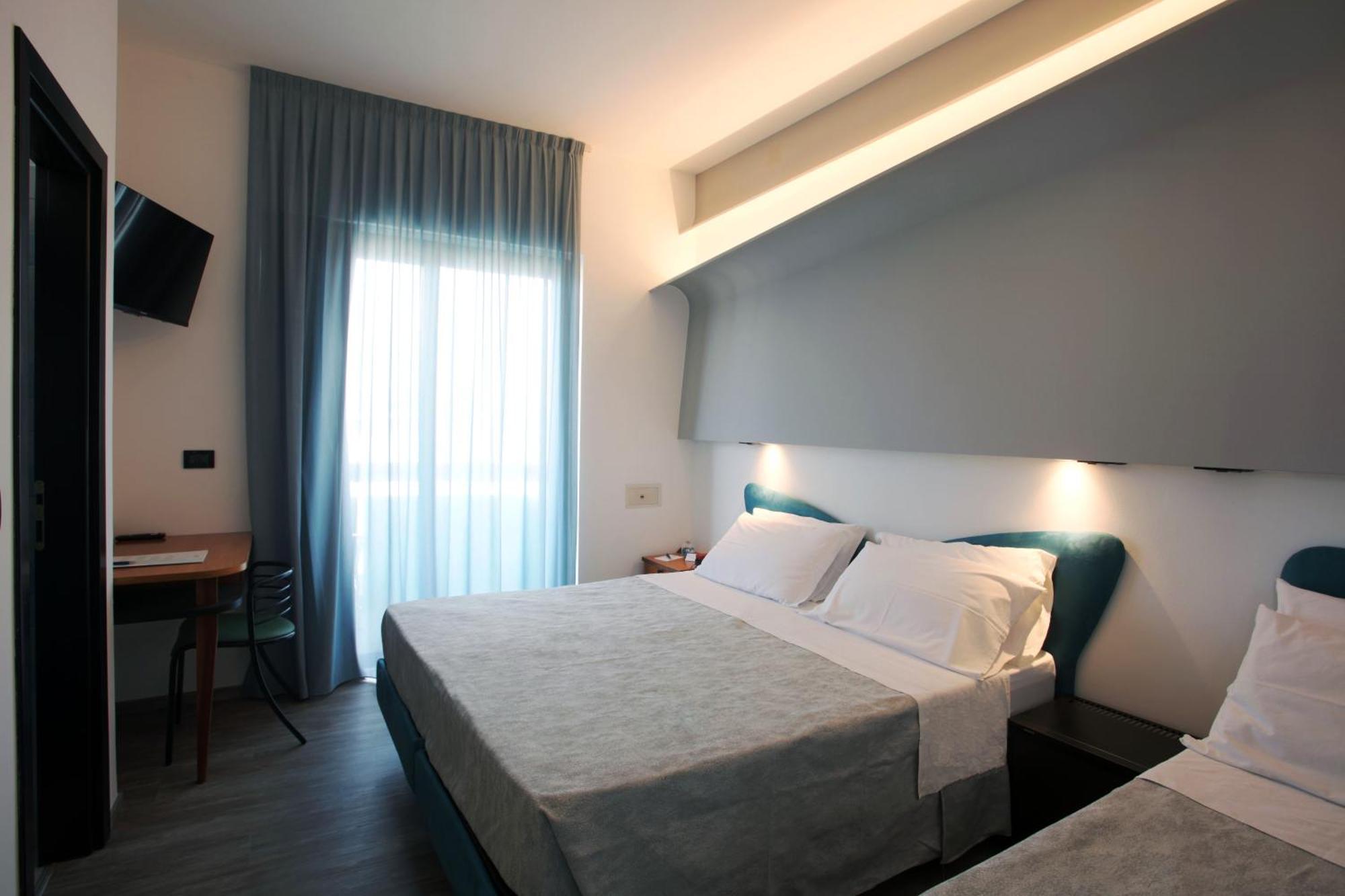Hotel Ali D'Oro Rimini Kültér fotó